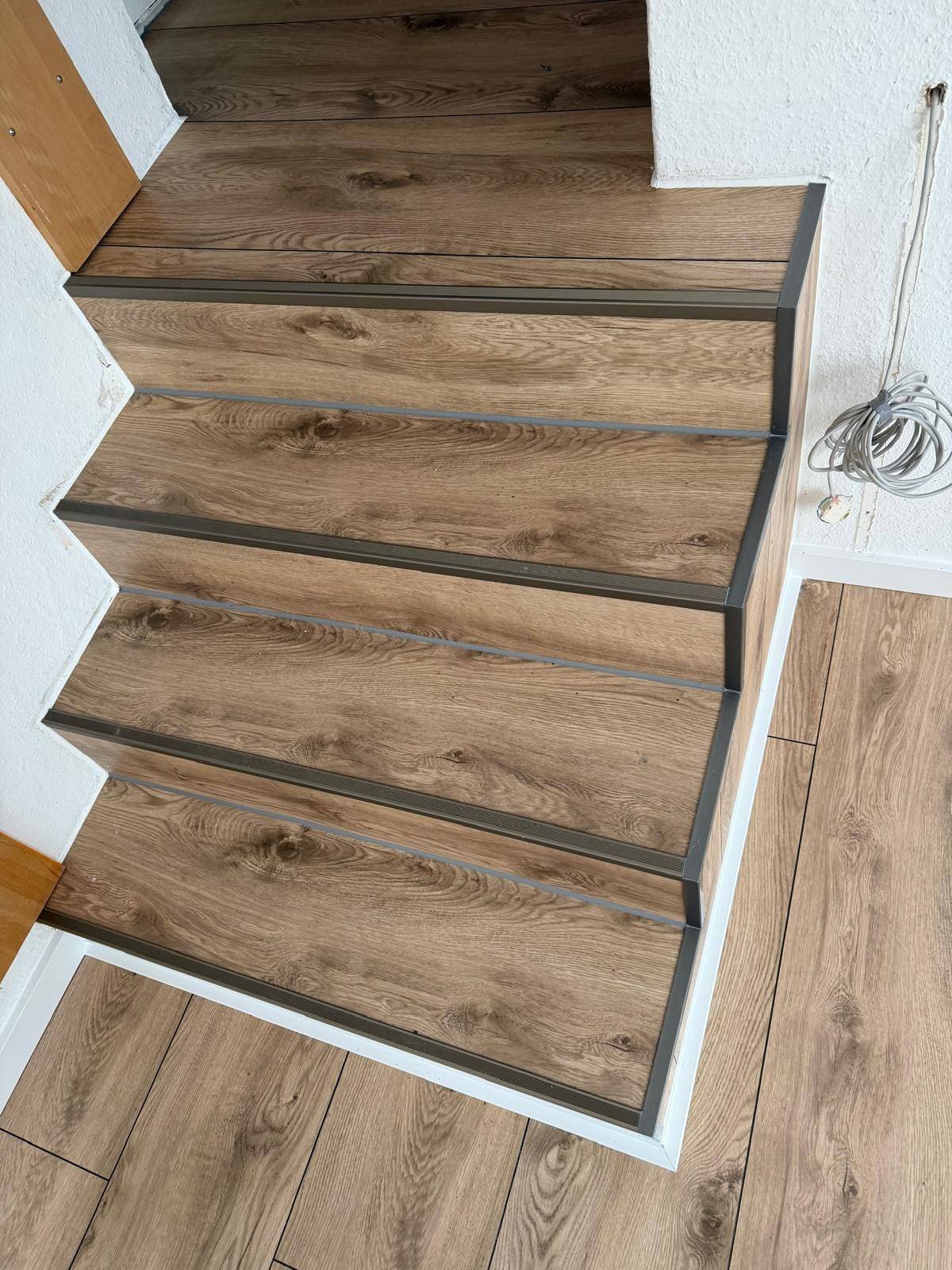 Nachher – neu verlegter Boden